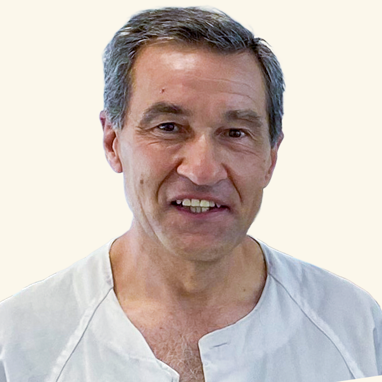 Dr. Carlos Aguilar Franco